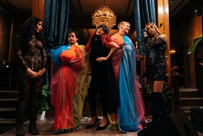 ‘The Frida Marida Show’ at Oslo Nye Teater — The Premiere: ‘Fri Da Boobs’!